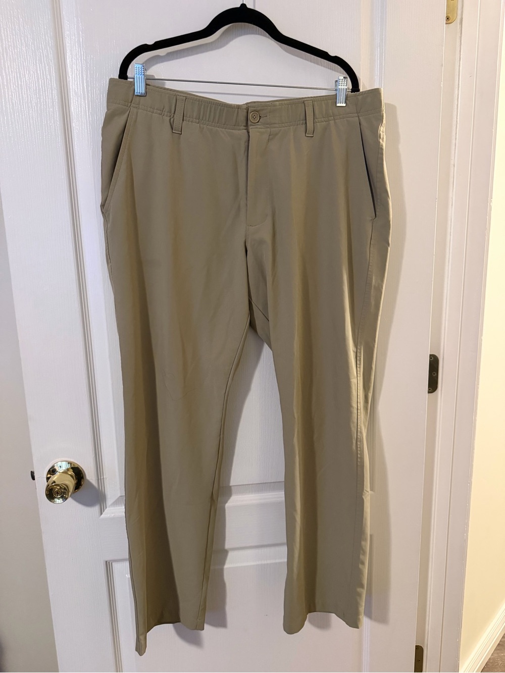 Under Armour Men's Khaki Performance Chinos - Light Tan